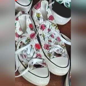 Converse White Canvas Low-Top Sneakers with Pink & Green Floral Print